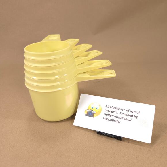 Vintage Tupperware Measuring Cups Set of 6 Harvest Yellow - Picture 1 of 4